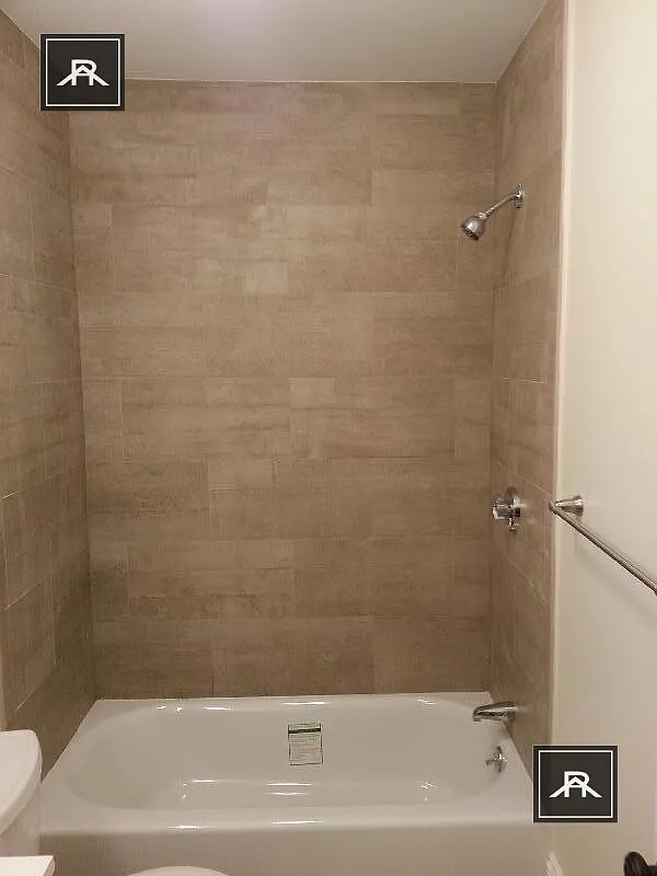 3 bed, 3.0 bath, 1400 sqft, $4,800 — Photo 4