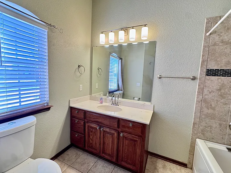 16401 Osceola Trl — Photo 11