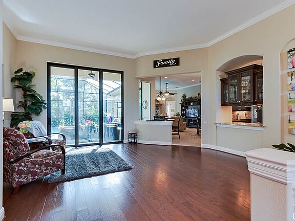 5th image of 16324 Palmettoglen Ct