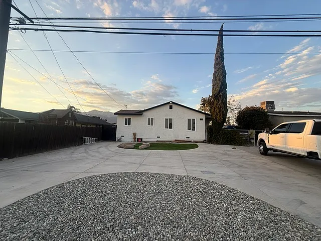 14234 Arrow Rte #A