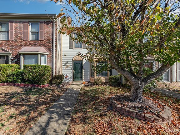 2nd image of 10615 Greta Lynn Ct