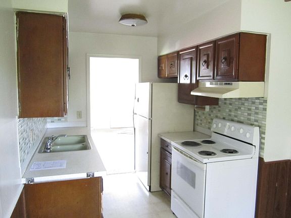 2nd image of 1511 Kennedy Dr #1515