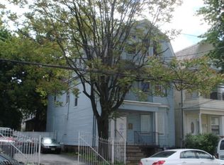 894 S 18th St, Newark, NJ 07108