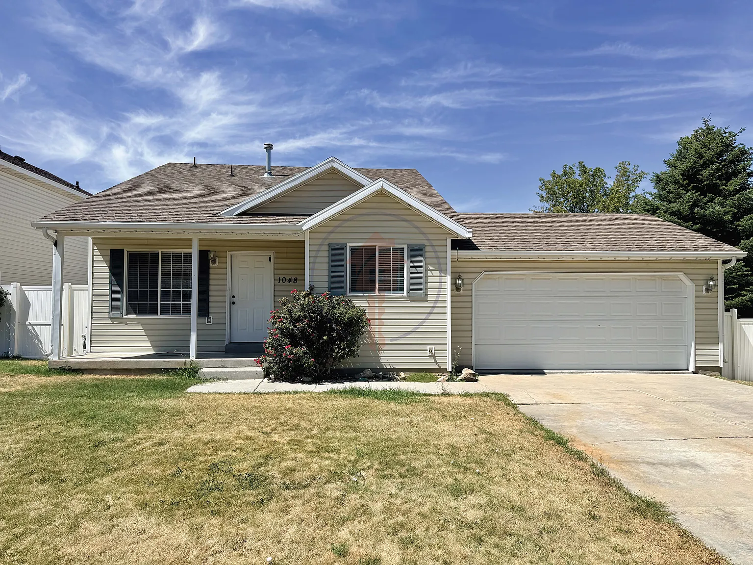 900 W Single Family Home — Photo 1