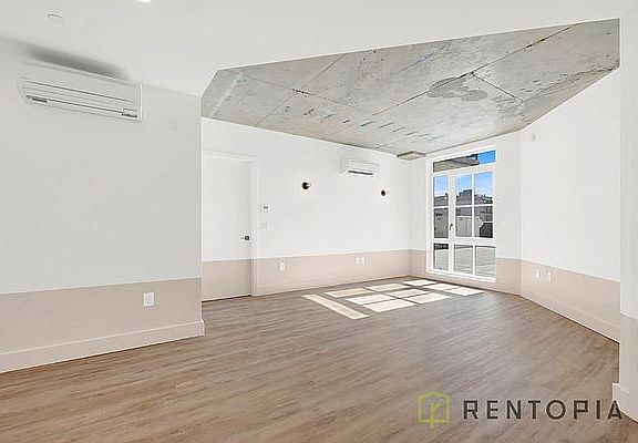 5th image of 668 Bushwick Ave #210