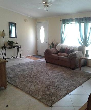4th image of 176 Ashford Dr