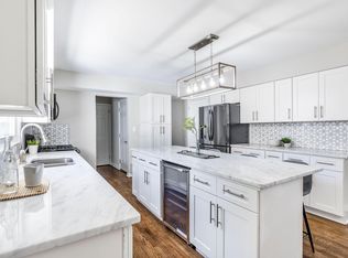 2704 Brandon Rd, Columbus, OH 43221