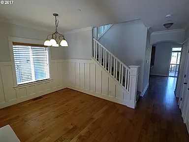 1st image of 4545 NW Fremont St