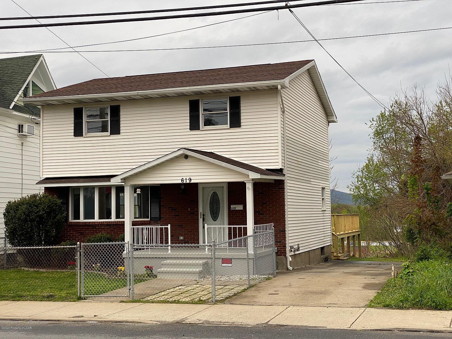 619 Main St, Avoca, PA 18641 Zillow