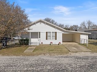 113 10th Ave NE, Ardmore, OK 73401