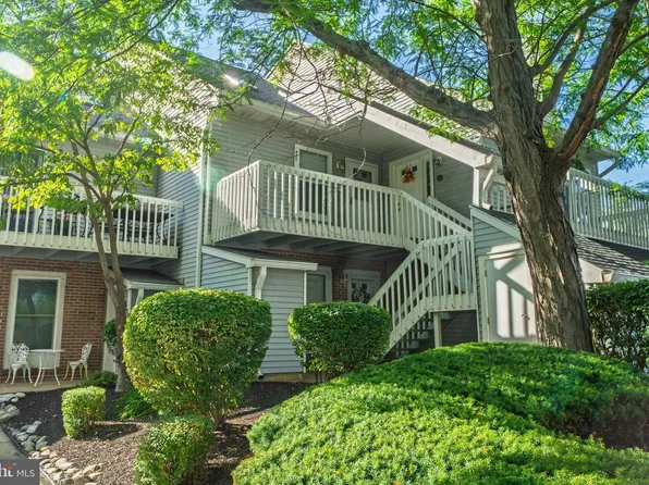 421 Park Place Dr, Cherry Hill, NJ 08002