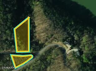 2nd image of 306 Hickory Knoll Cir
