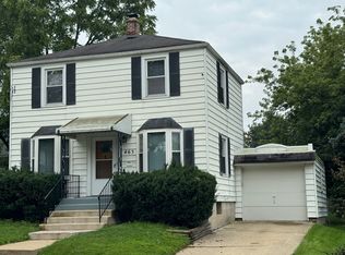 465 Slade Ave, Elgin, IL 60120