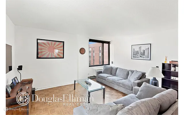 Rented by Douglas Elliman | media 19