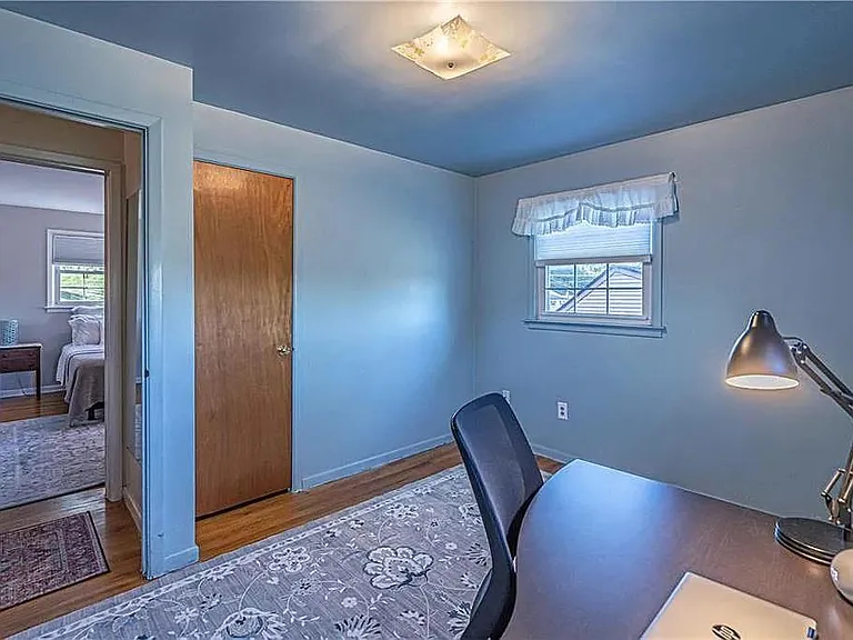 2907 Agnes St — Photo 11