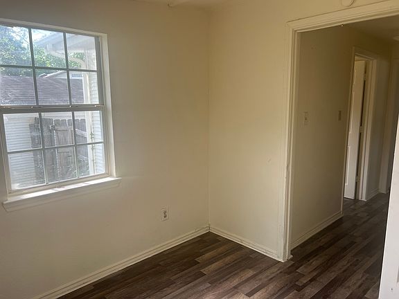 3rd image of 125 W College Ave