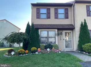 127 Redwood Dr, Quakertown, PA 18951