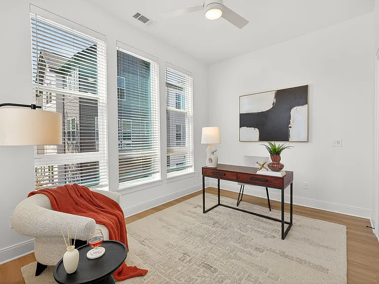 Ballantyne Townhomes at Elm — Photo 12