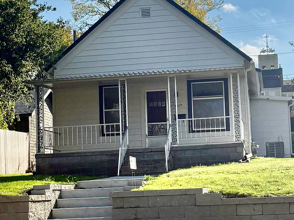4809 Poppleton Ave