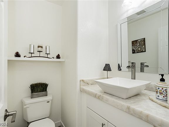 5th image of 4213 English Walnut Ct