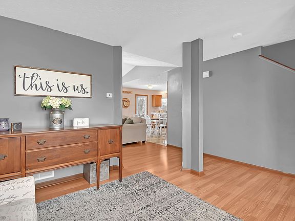 5th image of 643 Hunnicut Dr
