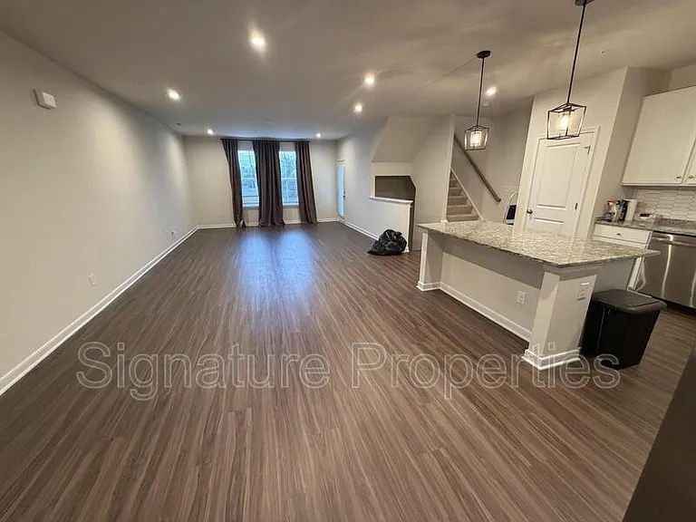 14469 Hancock Towns Dr — Photo 5