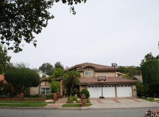 5525 E Crater Lake Ave, Orange, CA 92867