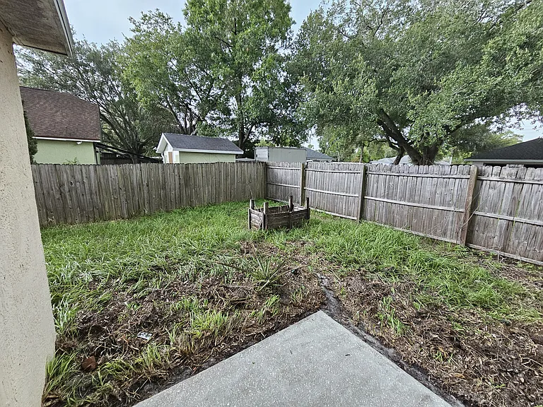 538 Beasley Ct — Photo 15
