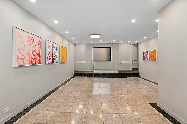 Rented by Douglas Elliman | media 19