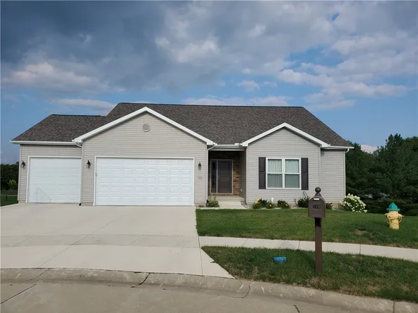 110 Parkington Ct, Mt Zion, IL 62549