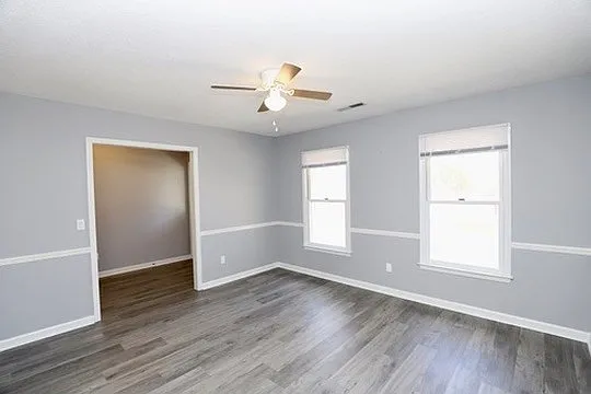 944 Twin Lakes Dr — Photo 11