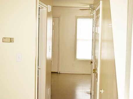 4th image of 5530 Bayshore Ct