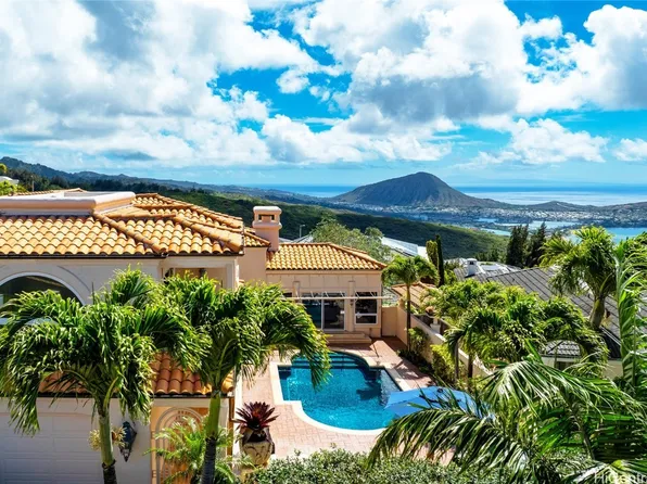 865 Puuikena Dr, Honolulu, HI 96821