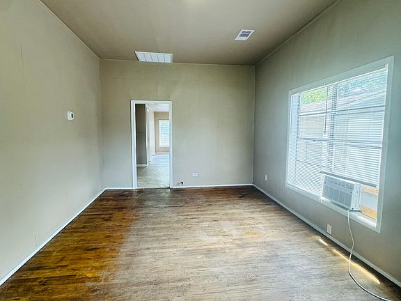 2nd image of 717 Grigsby Ave
