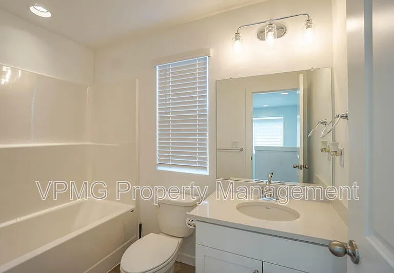2301 SW 5th Pl — Photo 22
