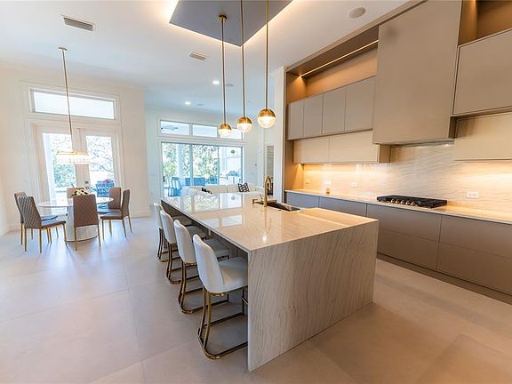 4th image of 2041 Lake Fischer Cove Ln