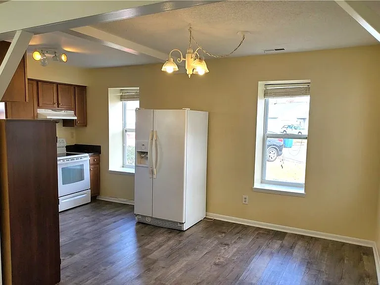 1613 Dominion Ct — Photo 5