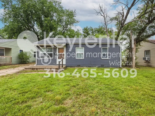 2060 S Euclid St, Wichita, KS 67213