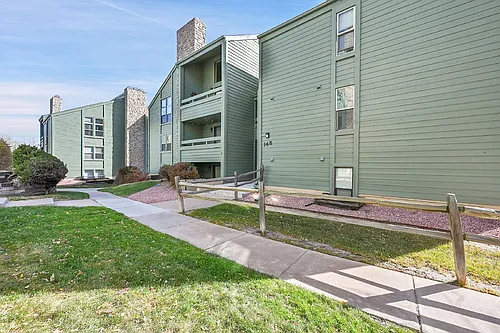 148 W Rockrimmon Blvd #201 Photo 1