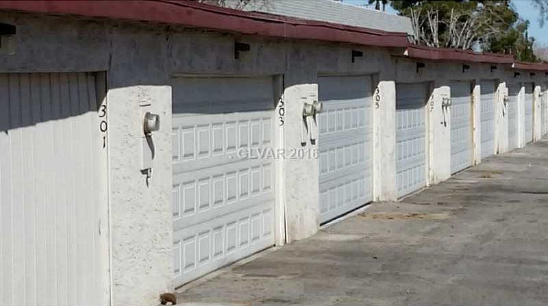 2nd image of 309 S Pecos Way