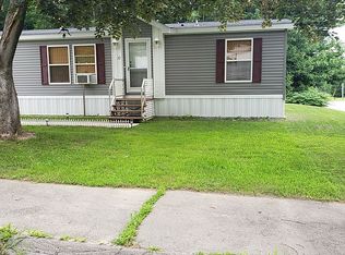 37 Worcester St, Augusta, ME 04330