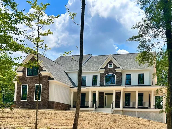 5906 Copper Mill Dr, Fredericksburg, VA 22407