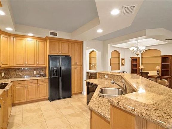 5th image of 7533 Old Thyme Ct