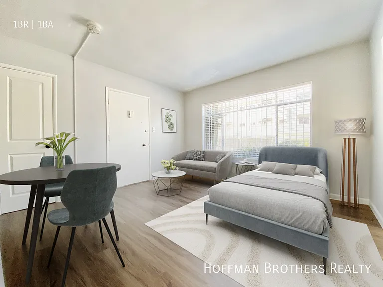 1661 N Bronson Ave #7 — Photo 4