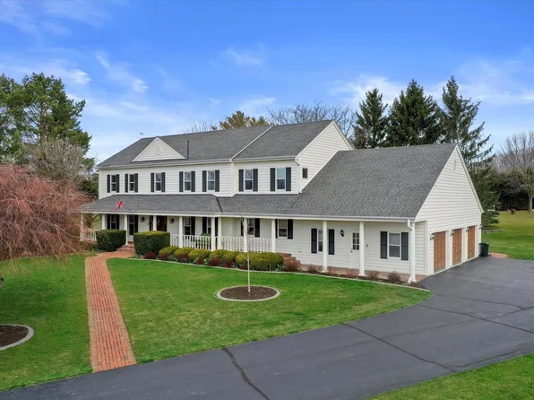 14850 Dublin COURT, Brookfield, WI 53005