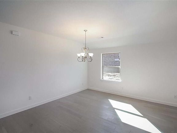 2nd image of 4119 Starlight Creek Dr #4119