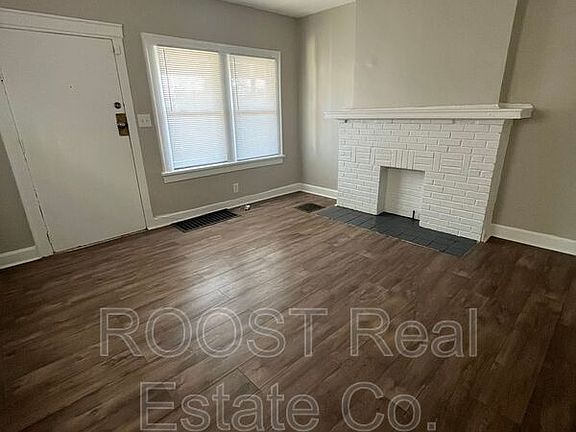 4th image of 916 E 17th Ave