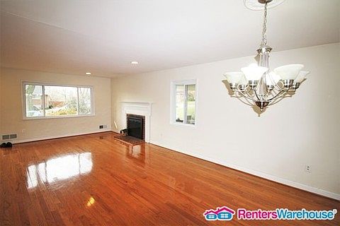 5th image of 7704 Royston St