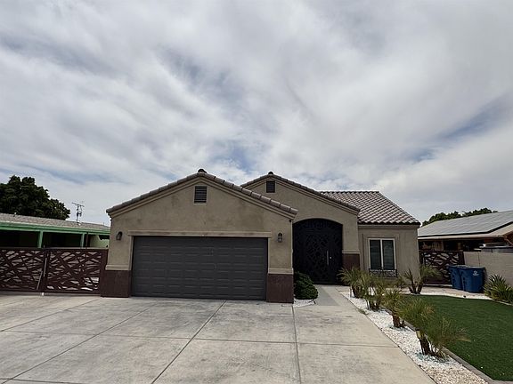 3rd image of 8140 S Coconino Ln