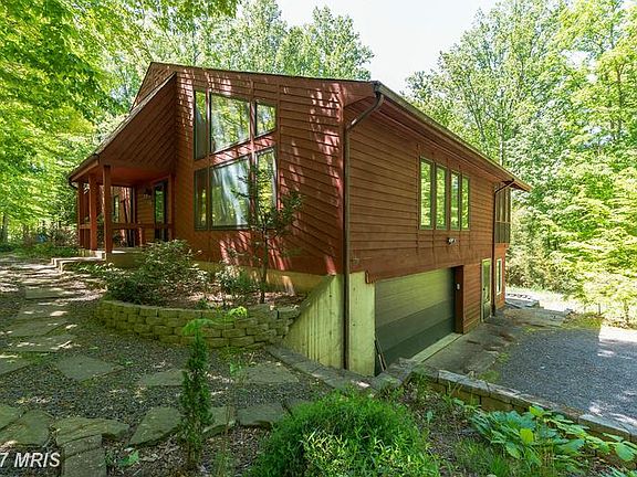 2nd image of 5020 Willowmeade Dr